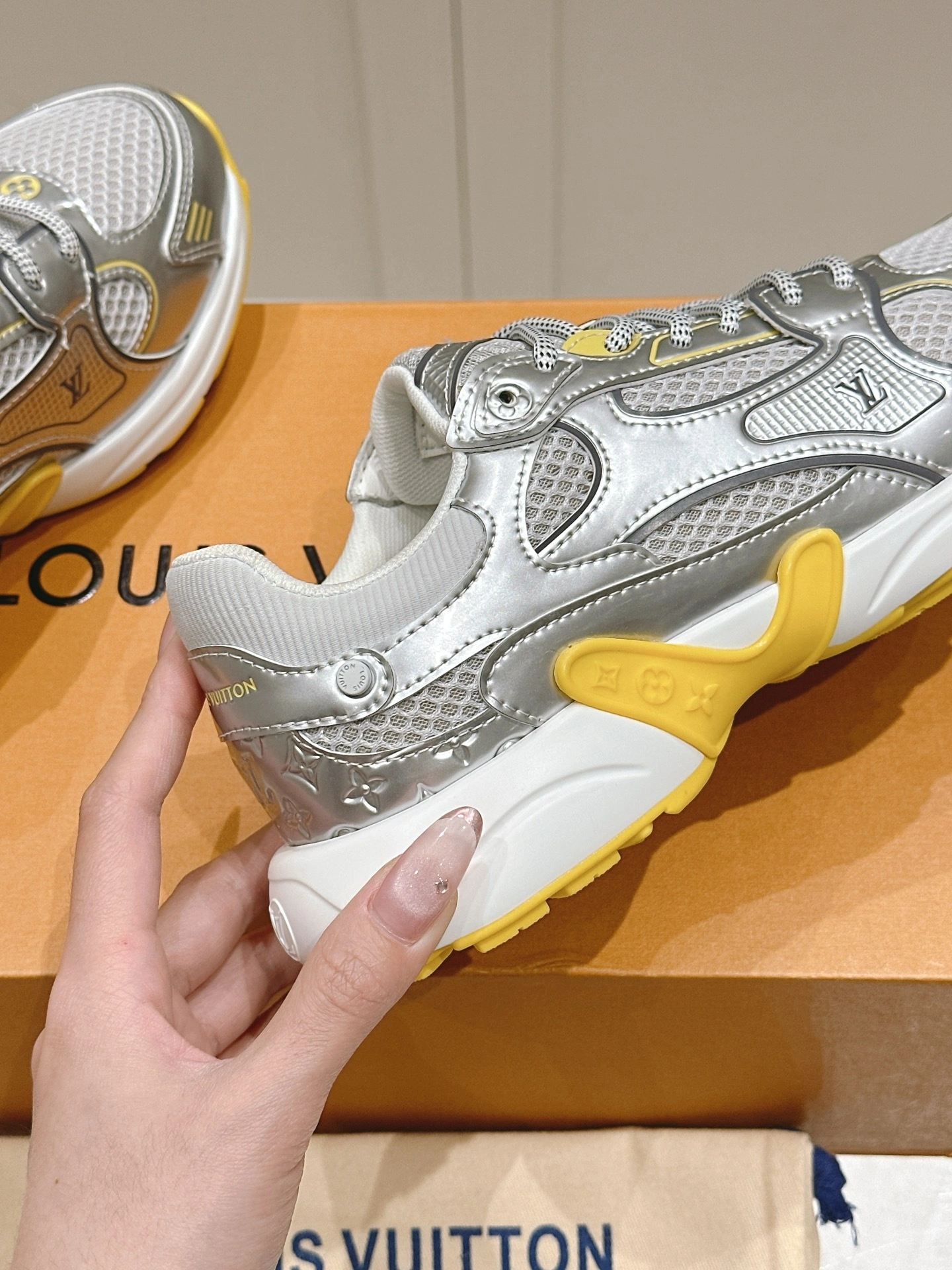 OOBB-- 8V 1AHOVQ Thick soles：3.5CM item:E-X062F0603